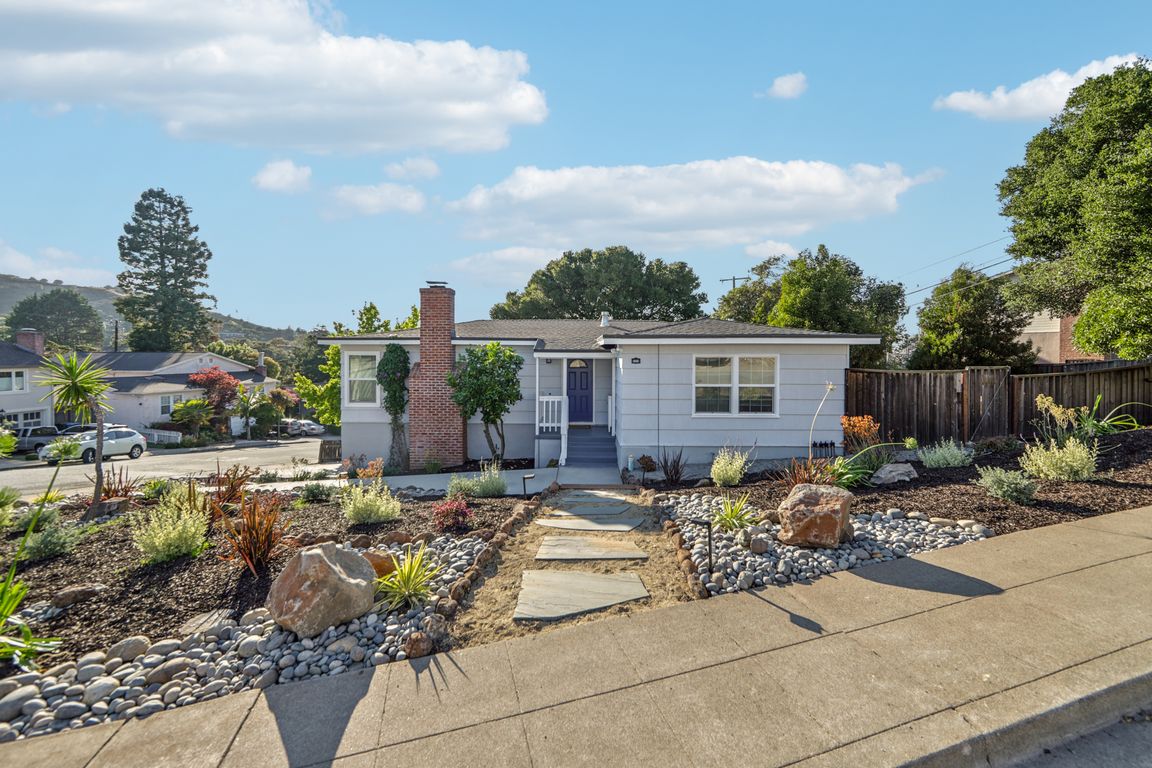 W 39th Ave-S1308-001.jpg