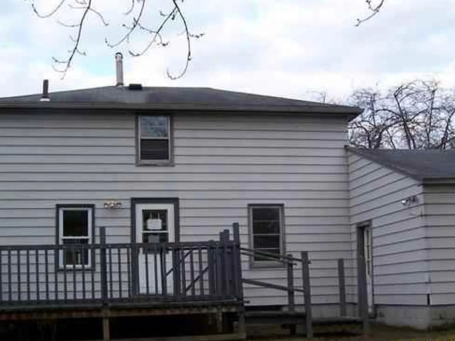 3433 Shelby Rd — Photo 2