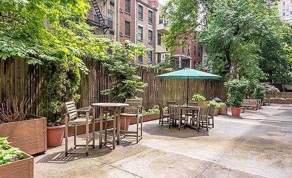 2nd image of 225 E 73rd St #4A