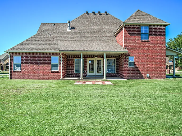 22525 Lindy Ter — Photo 93