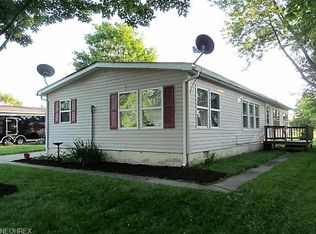 6 Sunset Dr, Lagrange, OH 44050