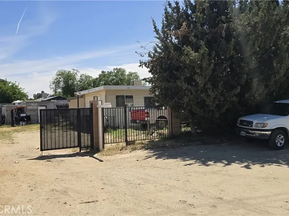 43310 Fairglen Rd, Lancaster, CA 93535