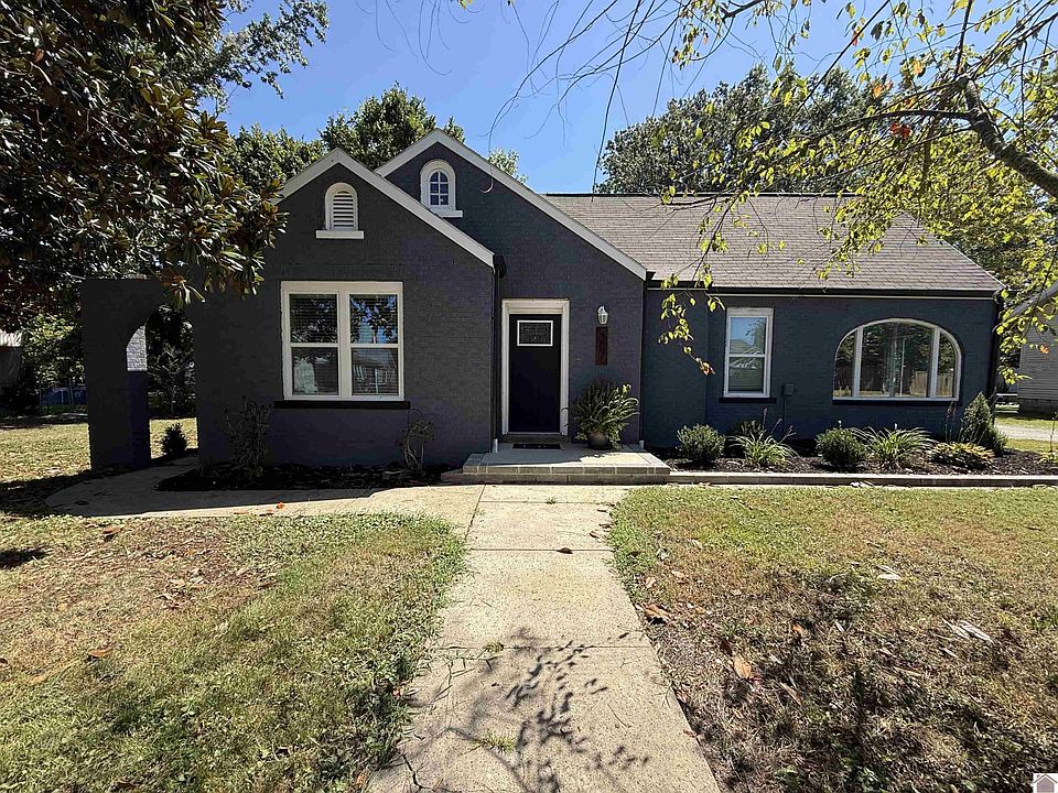 1st image of 307 3rd St