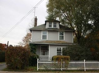 713 Riverside Dr, West Bridgewater, PA 15009