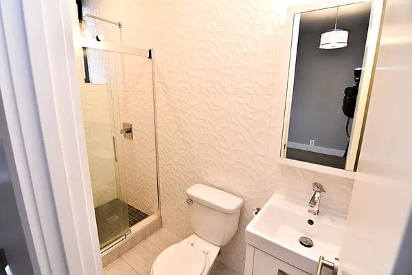 Rented by Bohemia Realty Group | media 38