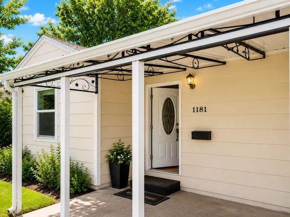 1181 Newark St, Aurora, CO 80010