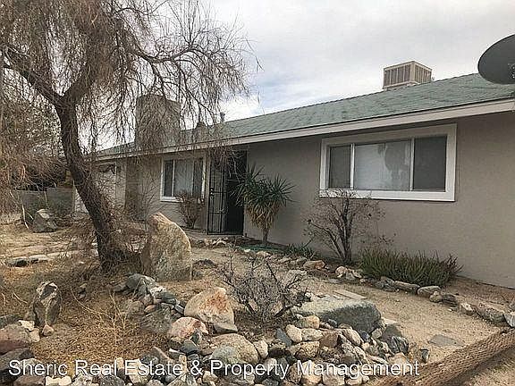 1st image of 74795 Alta Loma Dr