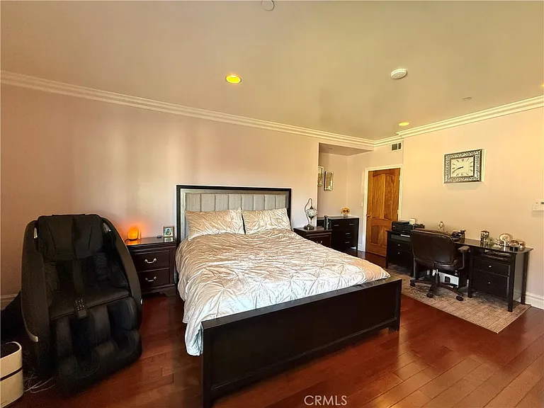 11989 Laurelwood Dr #1 — Photo 30