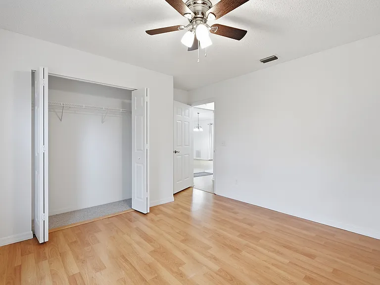341 Shamrock Rd — Photo 14