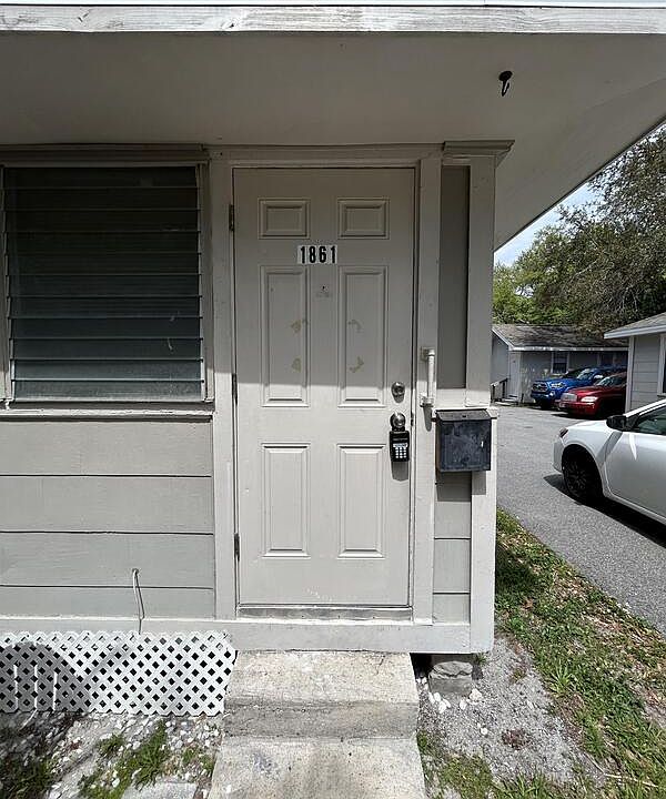 1st image of 1853 29th Ave N