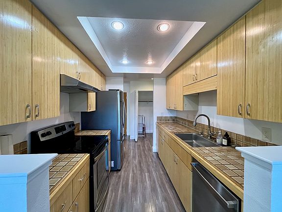 5th image of 780 Sea Spray Ln APT 210
