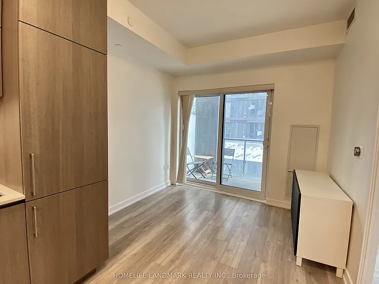 1 Yorkville Ave #601 — Photo 7