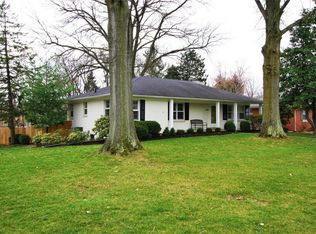 360 Greenbriar Rd, Lexington, KY 40503