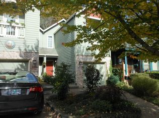 115 SW Lowell St, Portland, OR 97239