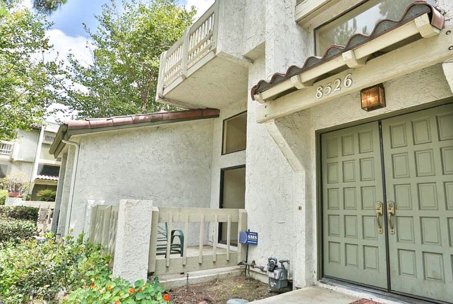 1st image of 8526 Village Ln