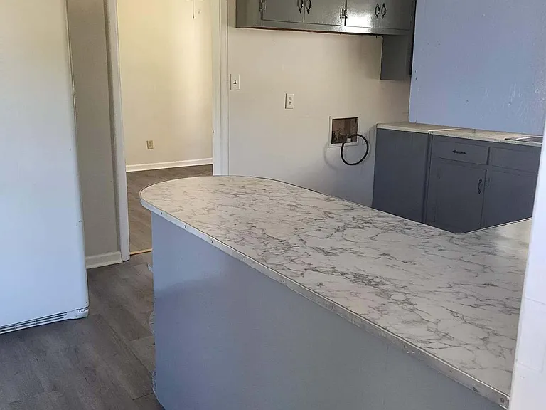 3813 Wyatt St — Photo 8