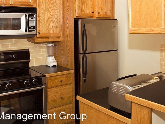 4th image of 175 Linwood Ave #2E