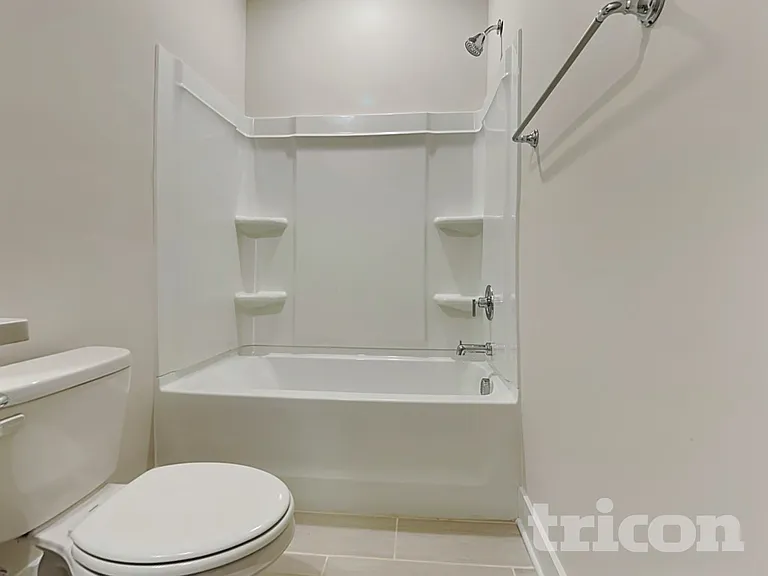 300 Allenby Ln — Photo 18