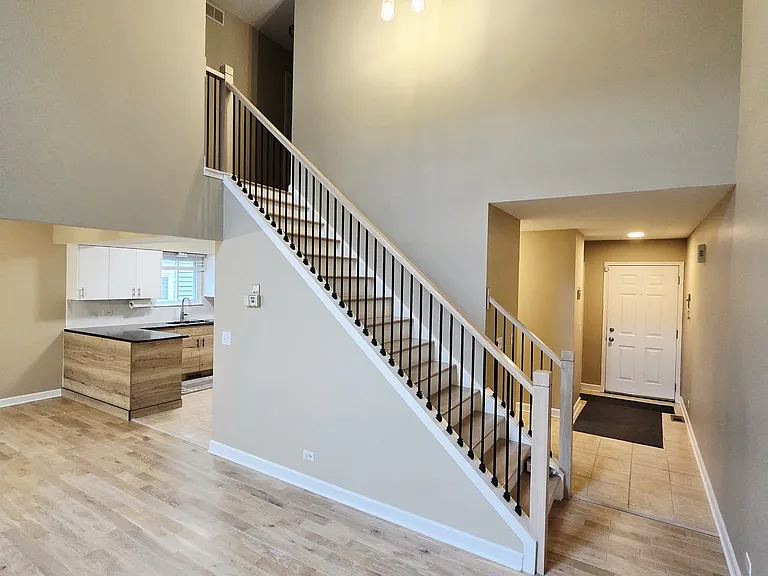 126 Hampton Ave — Photo 5