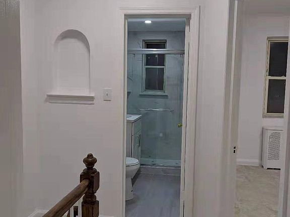 5th image of 314 Bay 14 St