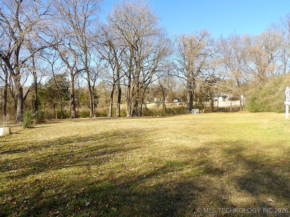 2nd image of 355 Butterfield Trl
