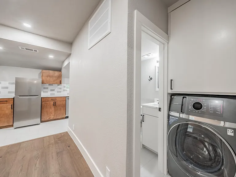3008 McPherson Ave #D — Photo 13
