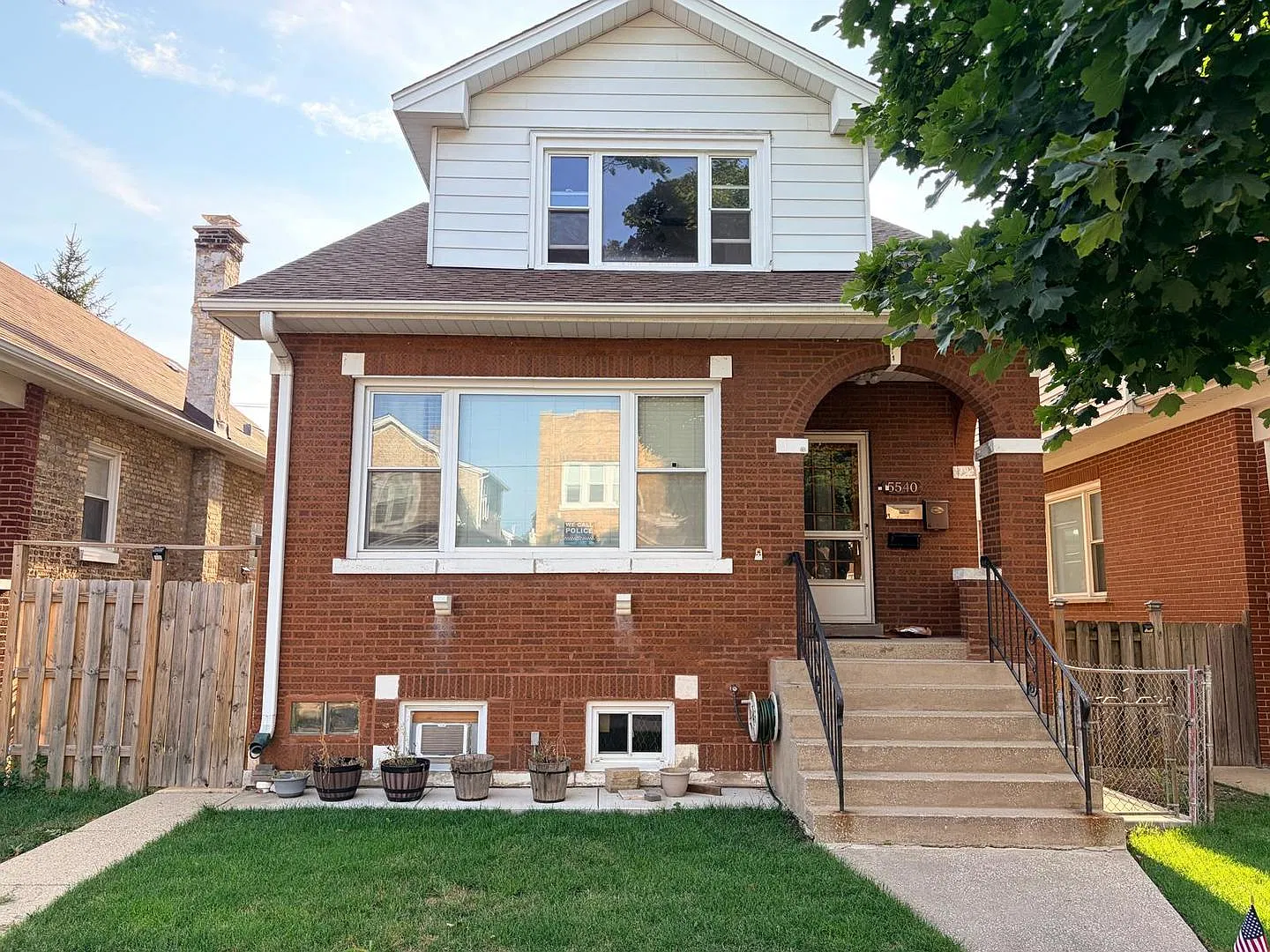 2 bed, 1250 sqft, $1,900 — Photo 1