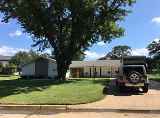 1201 S Fairway Dr, Stillwater, OK 74074