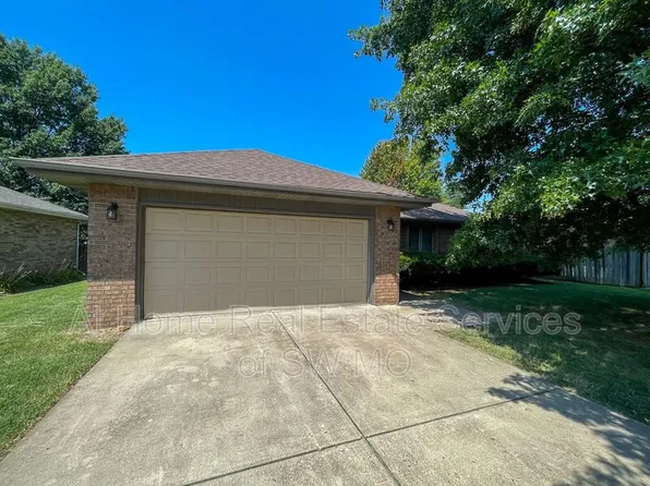 4137 S Parkcrest Ave, Springfield, MO 65807