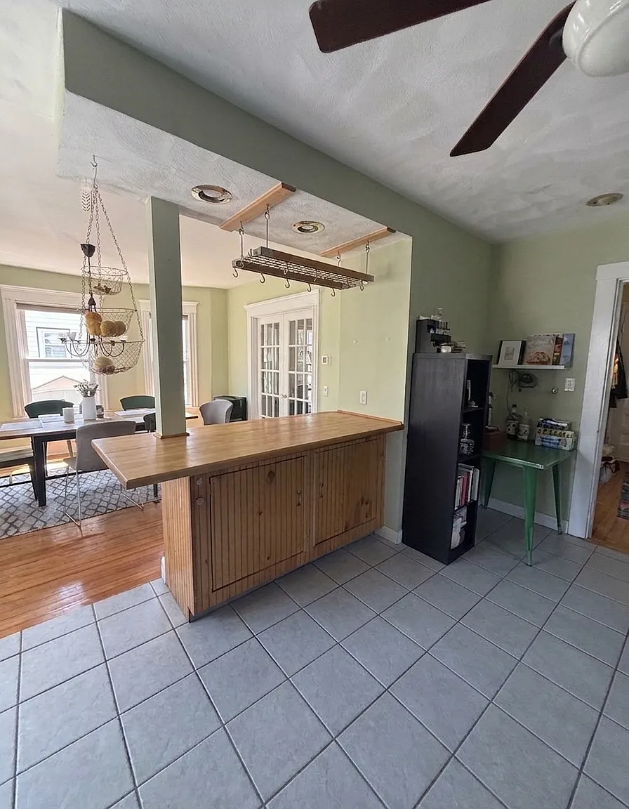 4 bed, 2.5 bath, 1700 sqft, $3,800 — Photo 3