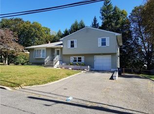 56 Surrey Way, White Plains, NY 10607