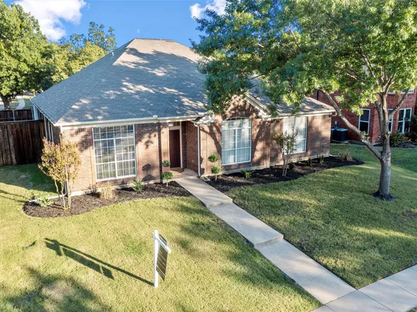 132 Newport Dr, Coppell, TX 75019