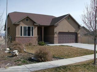 7826 N Decrescendo Dr, Eagle Mountain, UT 84005