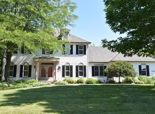 N29W26110 Steeplechase Dr, Pewaukee, WI 53072