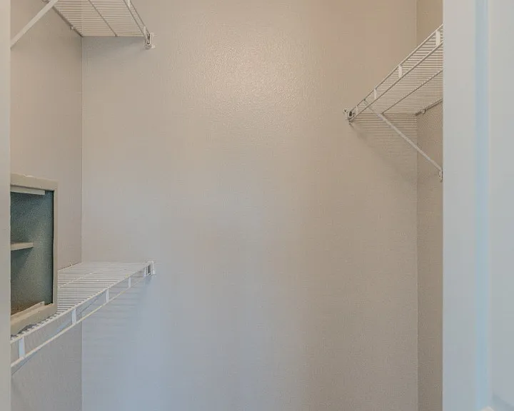 5004 Laguna Bay Cir #48 — Photo 22