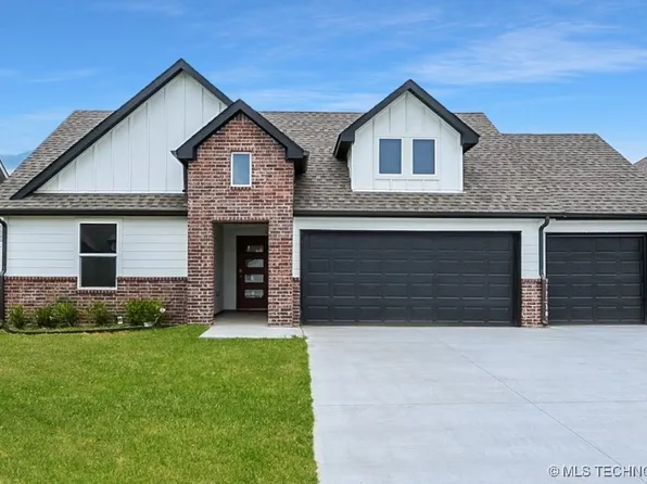 10101 E 132nd St S, Broken Arrow, OK 74014