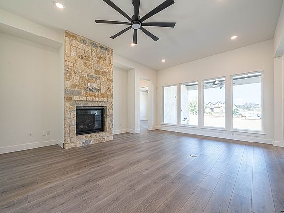 5th image of 2044 Toscano Way