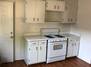 30045 Tennessee St, Roseville, MI 48066