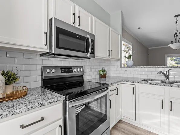 5367 Cog Hill Ct, Raleigh, NC 27604