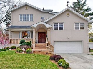 134 Birchwood Park Dr, Jericho, NY