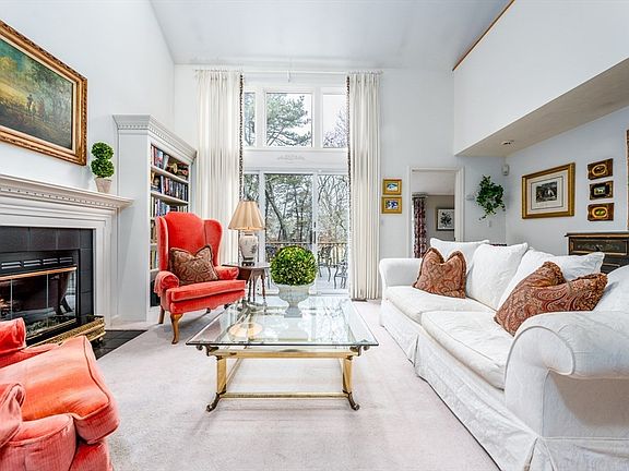 2nd image of 19 Forest Gate #H