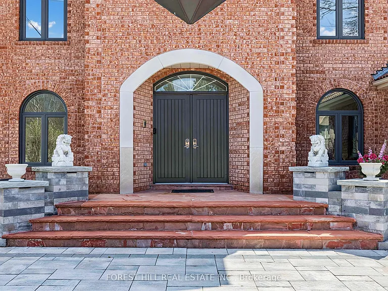 477 Cummer Ave — Photo 3