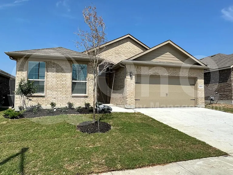 8613 Wildwest Dr — Photo 1