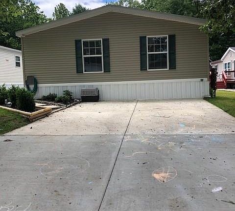2nd image of 96 Mary Lou Dr