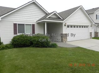 1904 N Aladdin Rd, Greenacres, WA 99016