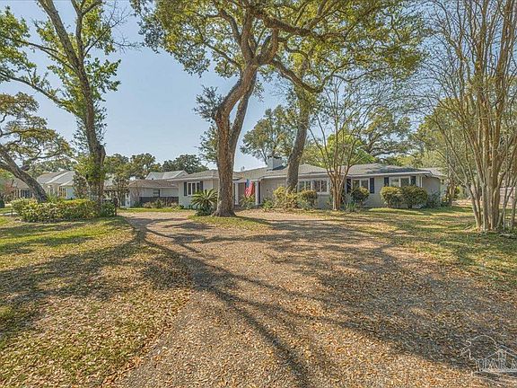2nd image of 15 Lakeside Dr