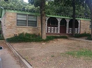 1825 Lynnhaven Rd, Fort Worth, TX 76103