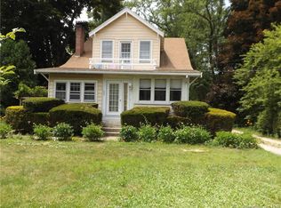 825 N Main St, Killingly, CT 06239