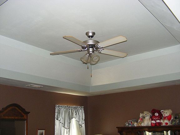 4th image of 3631 Luton Ct