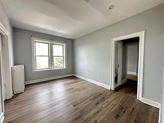 3rd image of 3139 John F Kennedy Blvd #42E